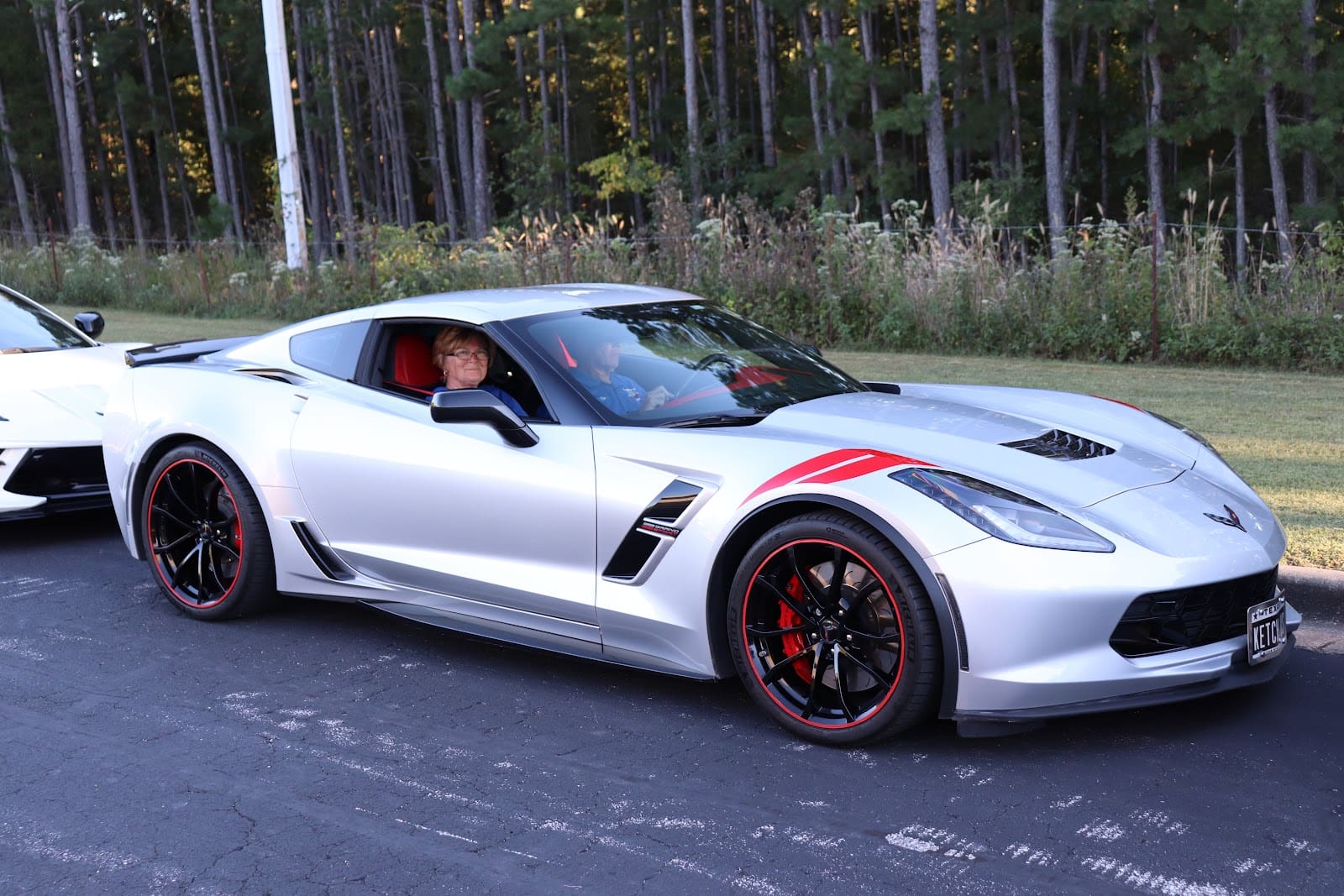 ESCW 2023 Parade of Champions silver corvette
